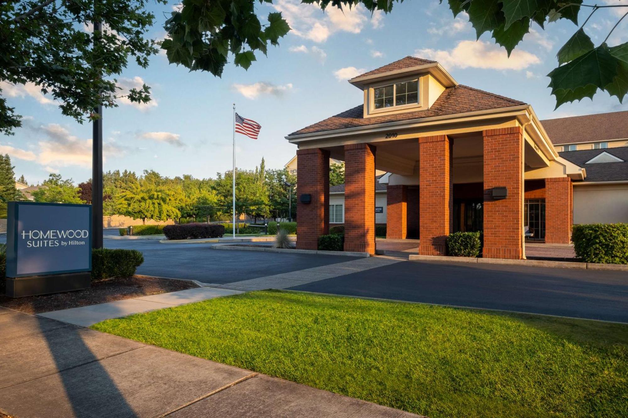 Homewood Suites Medford Eksteriør billede