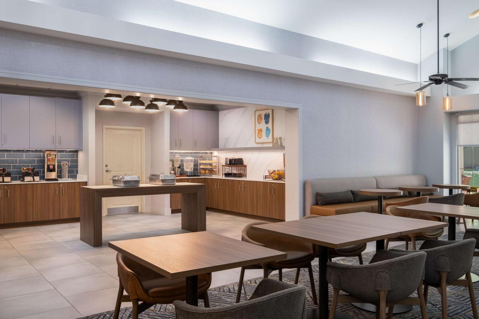 Homewood Suites Medford Eksteriør billede